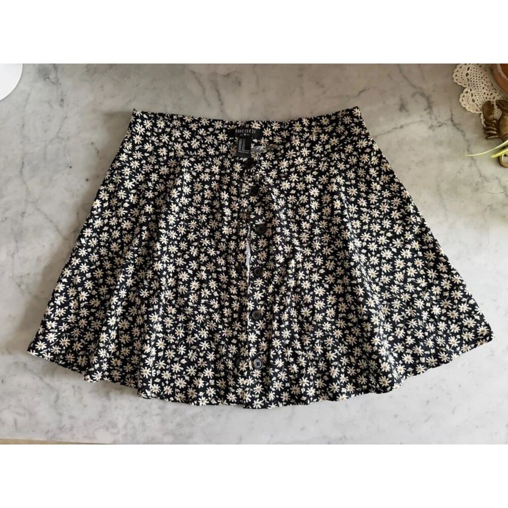 Forever 21 Ditsy Floral button front mini skirt Y2K 90s perfection Size 27